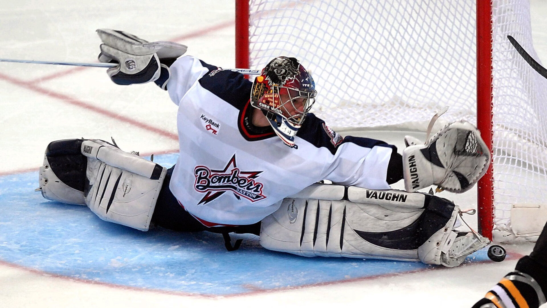 季后赛临近,各队磨刀霍霍准备大决战!