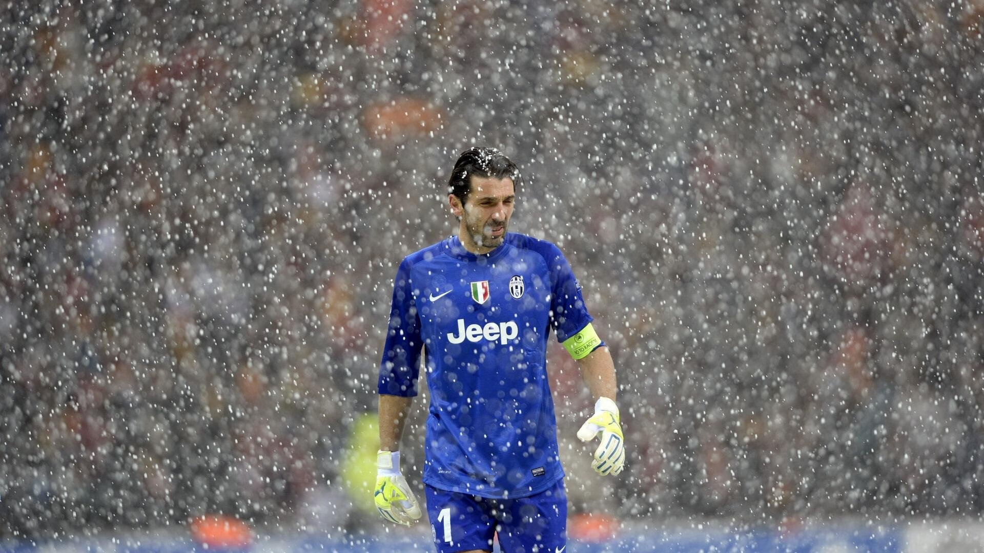 湖人主帅哈姆面临下课危机？战绩不佳引不满，湖人2年1900万签约哈雷尔