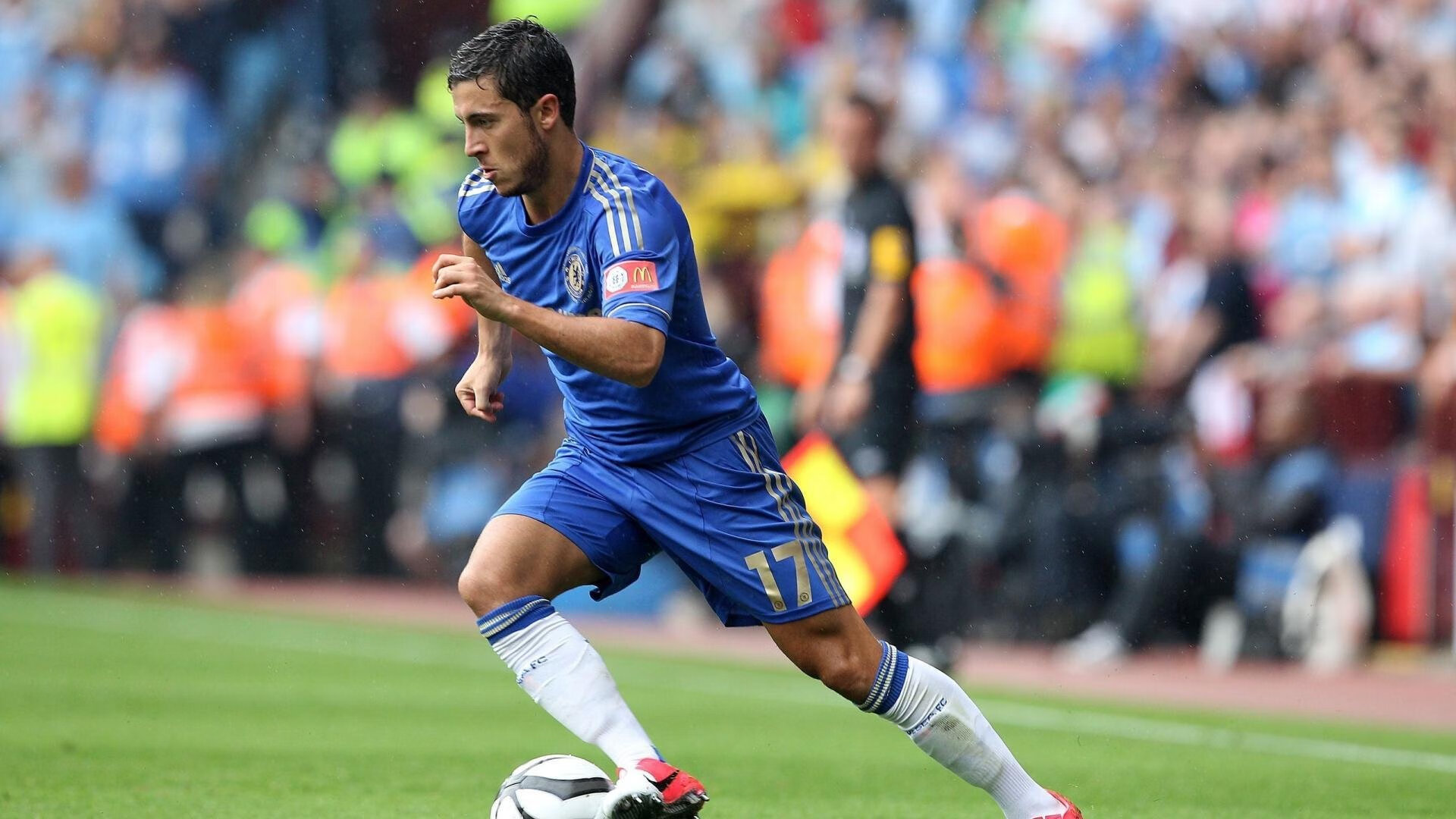 星空体育入口官网-伊劳拉：英超的竞争非常激烈，每一场都无比艰难